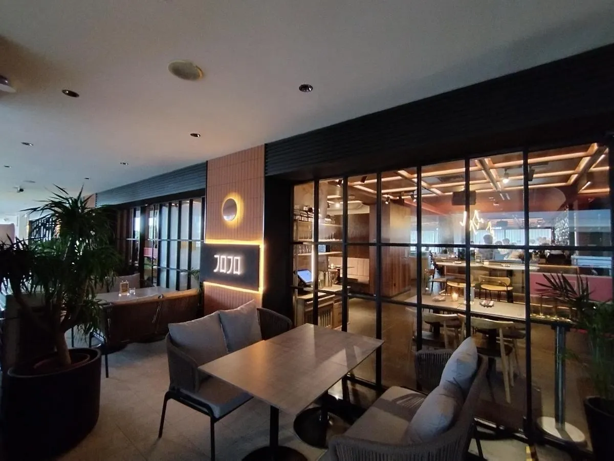 Apartamento Restary - Ocean, Sutera Avenue Infinity Pool - Imago Opposite - Kk City- 4Br,12Pax 来沙旅 海洋主题公寓 - 无边际日落海景泳池 - Imago商场对面 - Kk市中心 - 4房12人 Kota Kinabalu